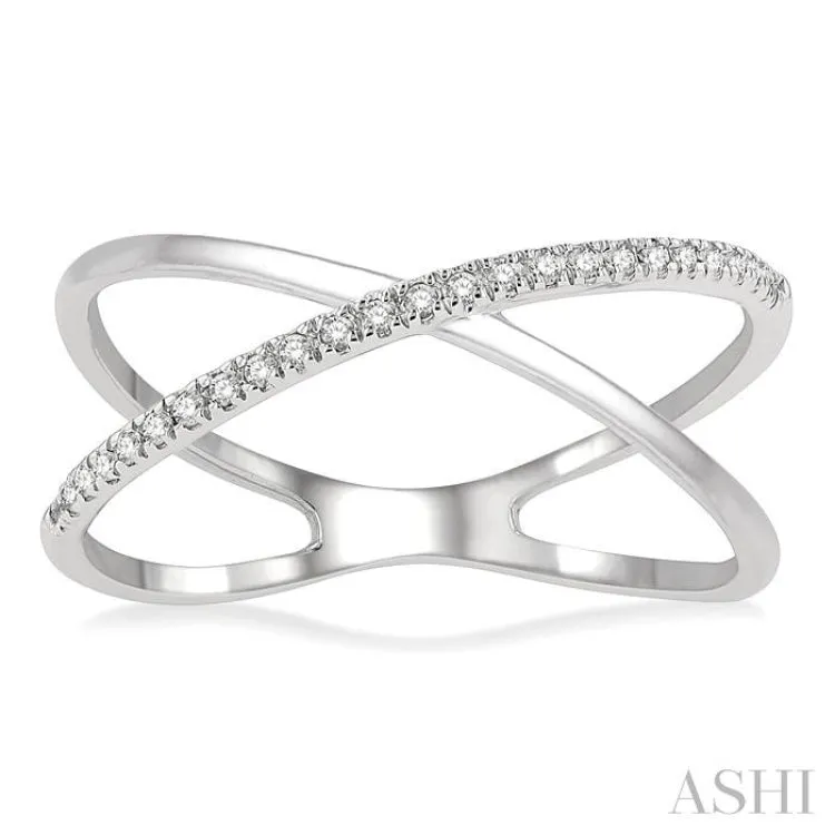 1/10 ctw Wide Split Round Cut Diamond Twist Ring in 10K White Gold