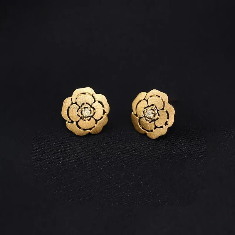 18k Yellow Gold Natural Diamond Camellia Earrings