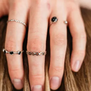 4 Piece Silver Black Stone  Stacking Dainty Open Knuckle Ring set