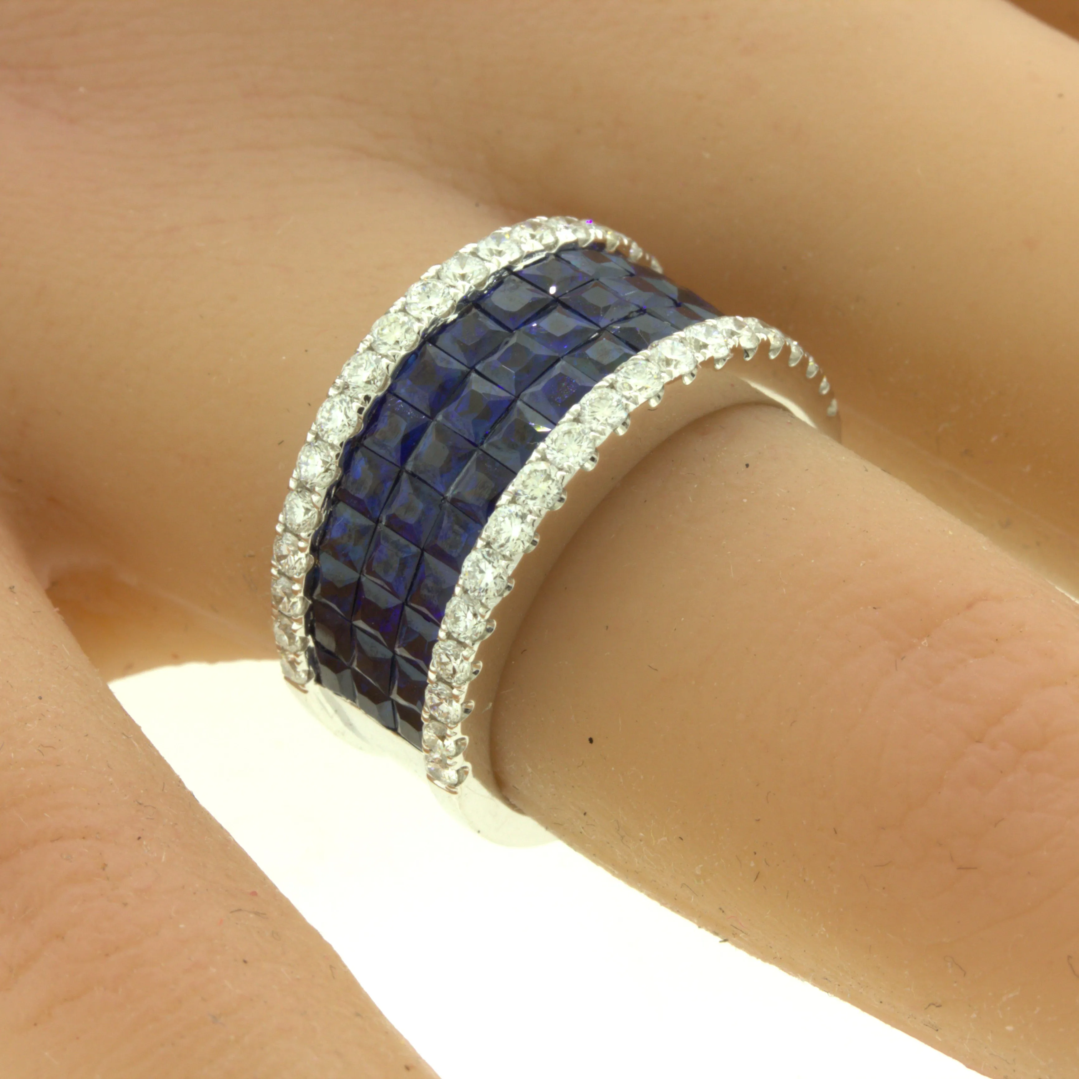 Blue-Sapphire Diamond 18k White Gold Band Ring