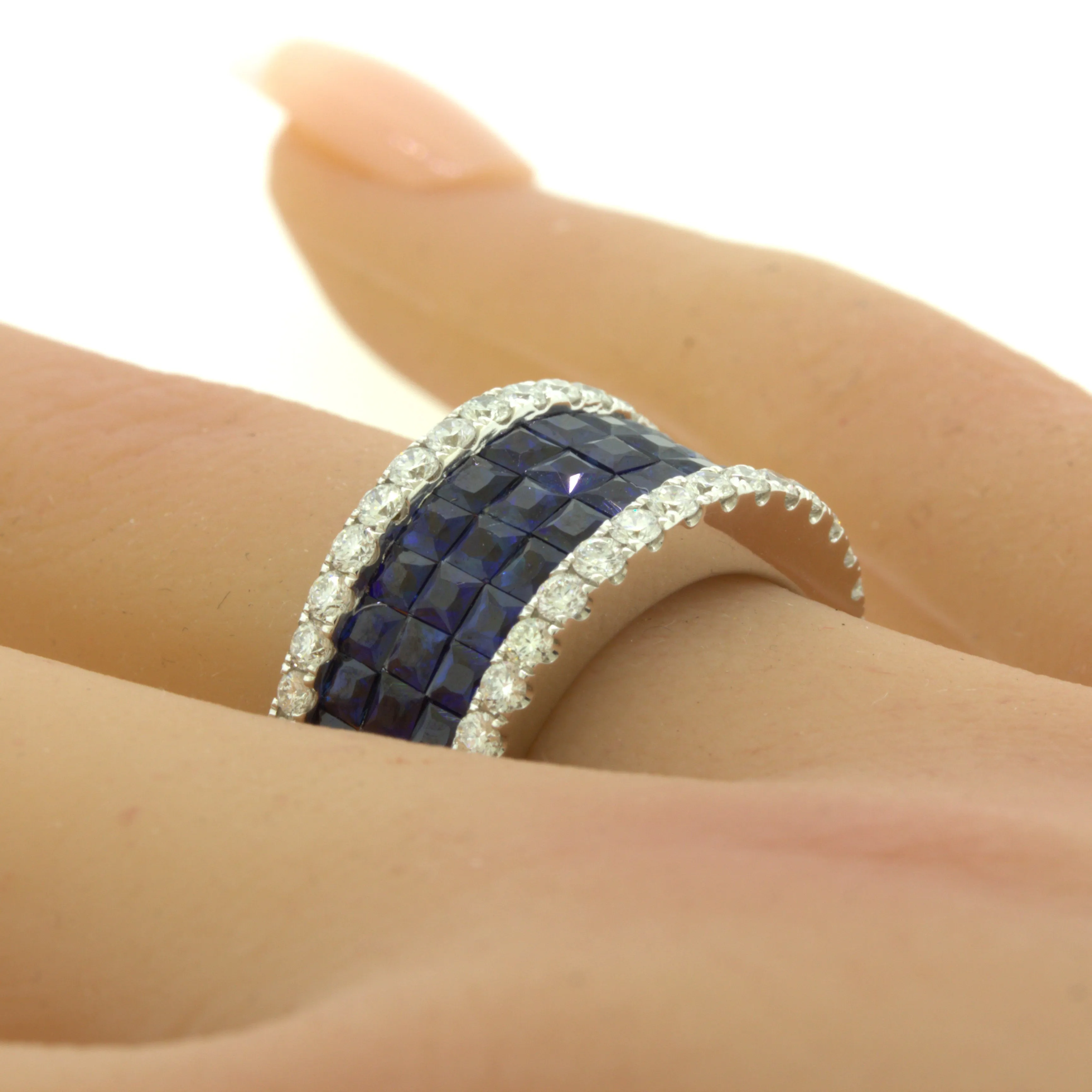 Blue-Sapphire Diamond 18k White Gold Band Ring