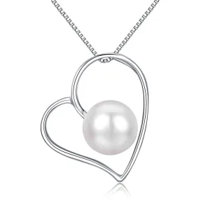 Center of Heart Pearl Necklace