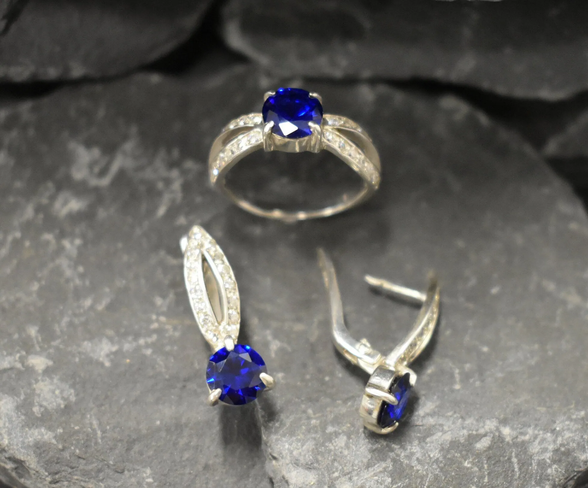 Drop Sapphire Earrings - Royal Blue Earrings - Vintage Oval Earrings