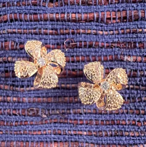 Gold floral stud Earrings