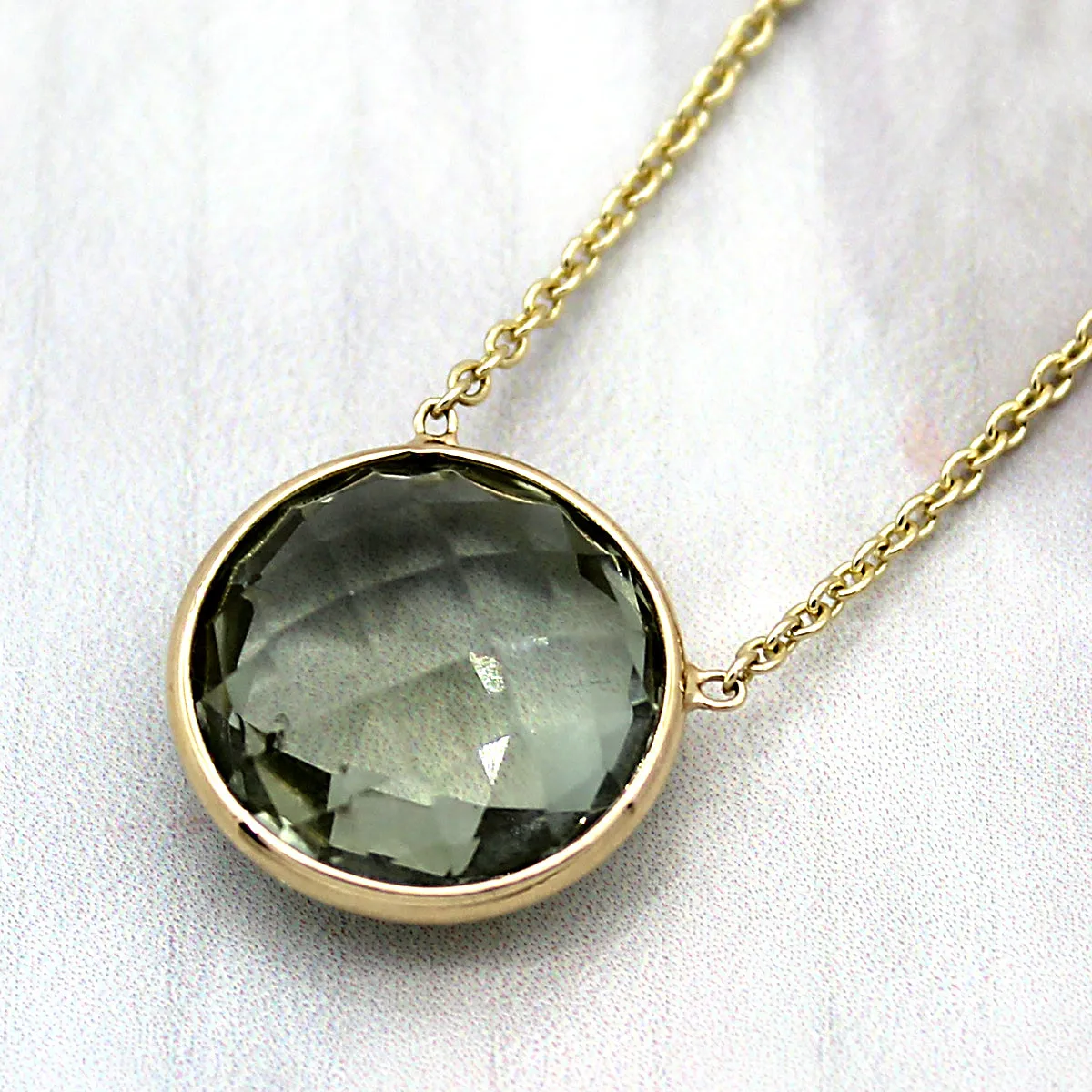 Green Amethyst Minimalist Pendant Necklace