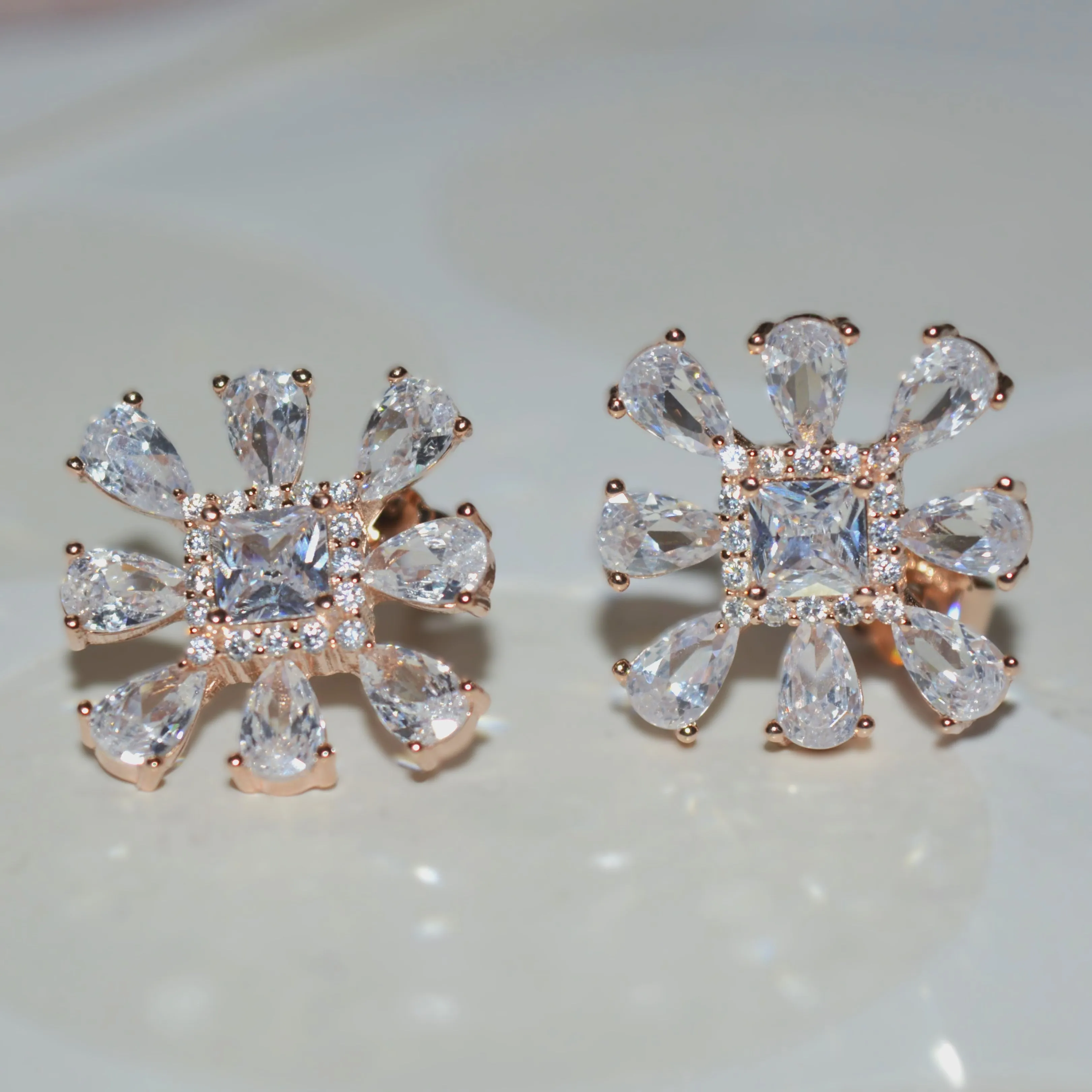 Luxurious Snowflake Diamond Earrings for Women - 925 Silver Jewelry