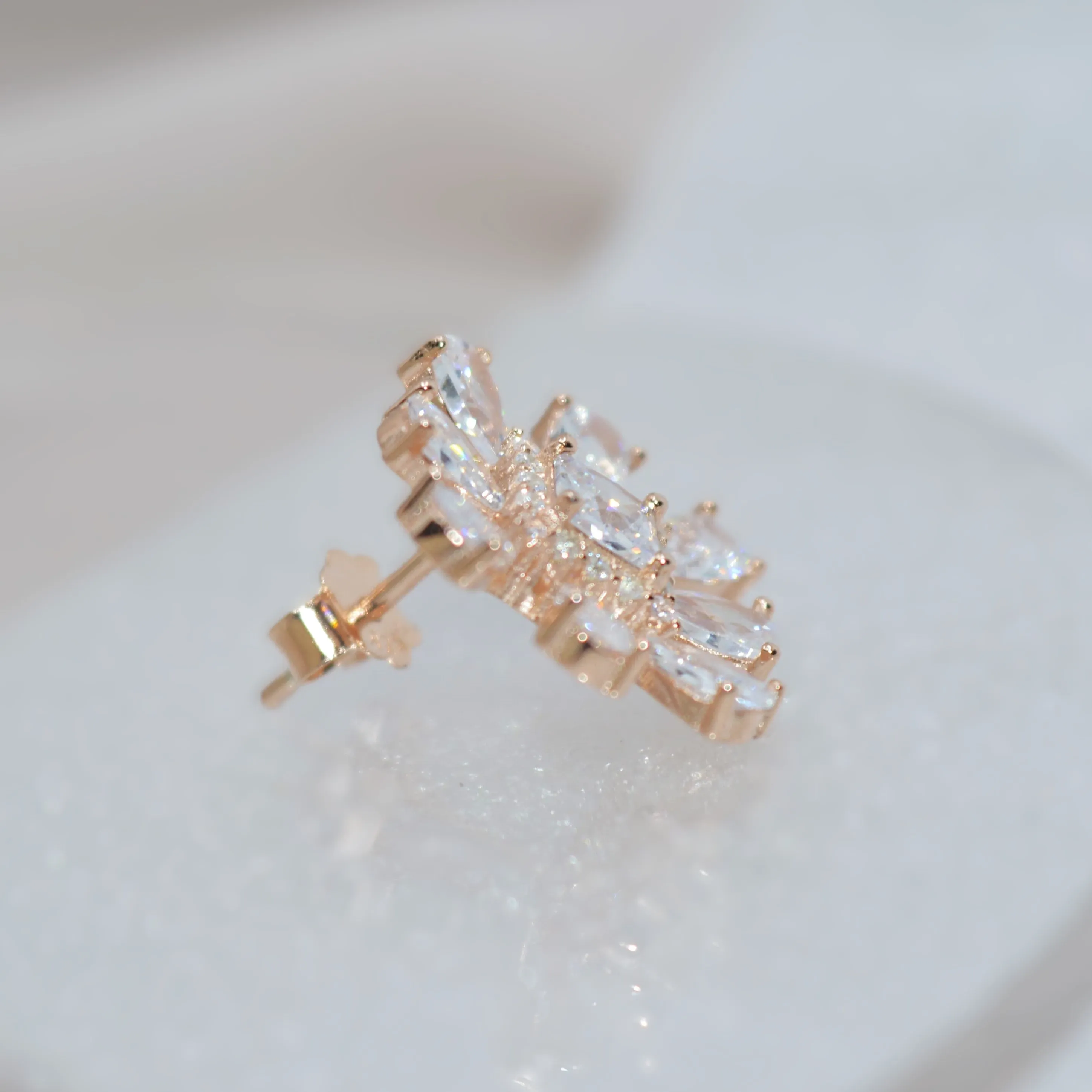 Luxurious Snowflake Diamond Earrings for Women - 925 Silver Jewelry