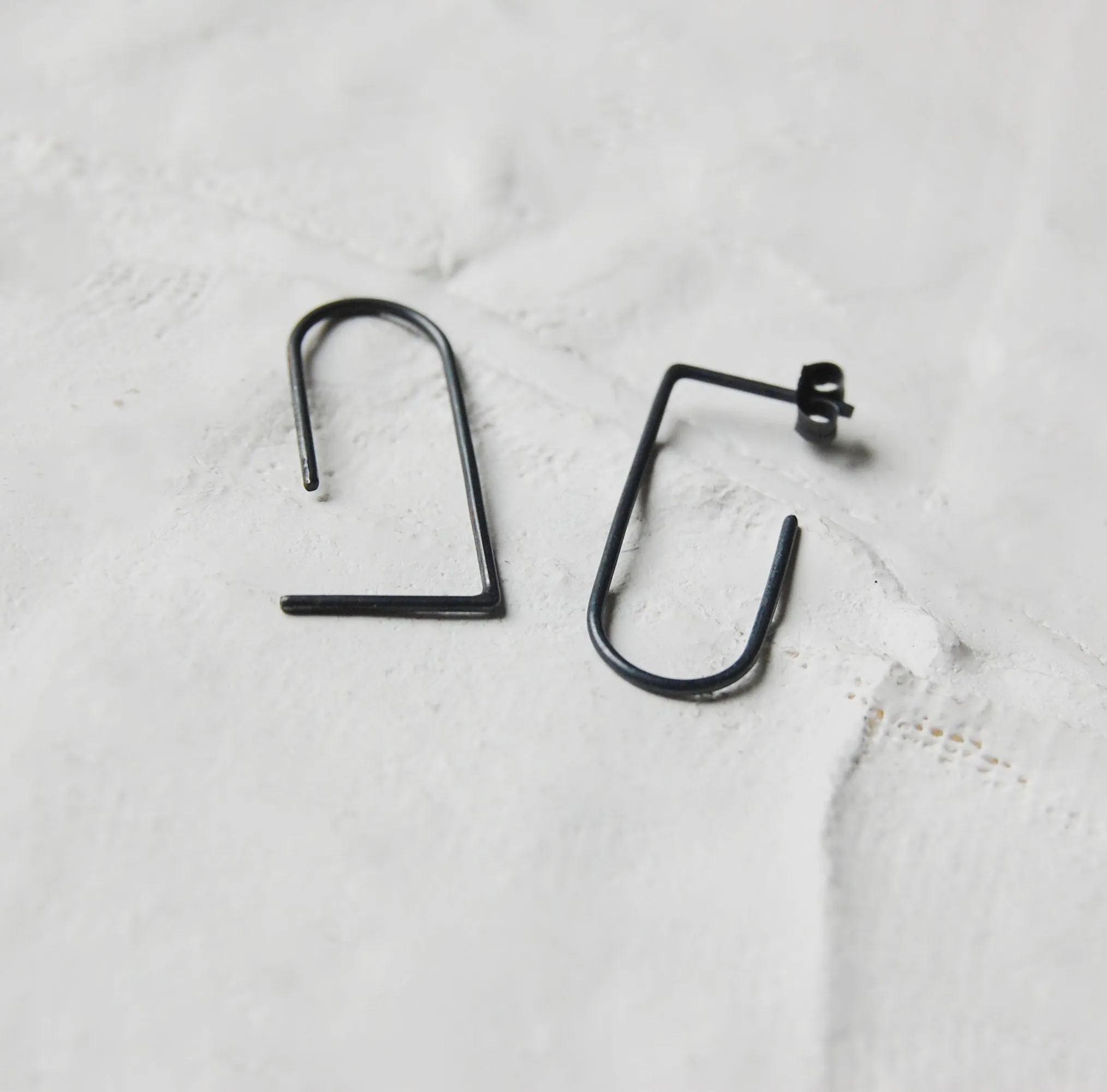 Minimalist line pendants N°5