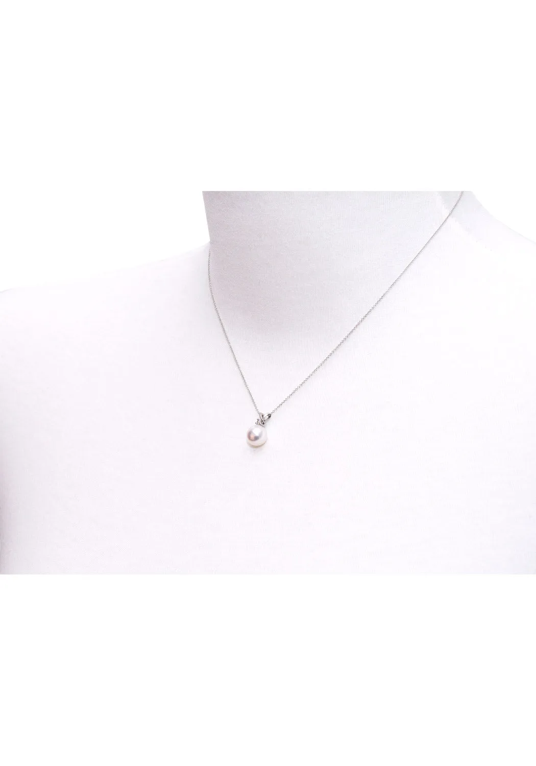 Oster Collection Solitaire 8 mm White Pearl Pendant Necklace