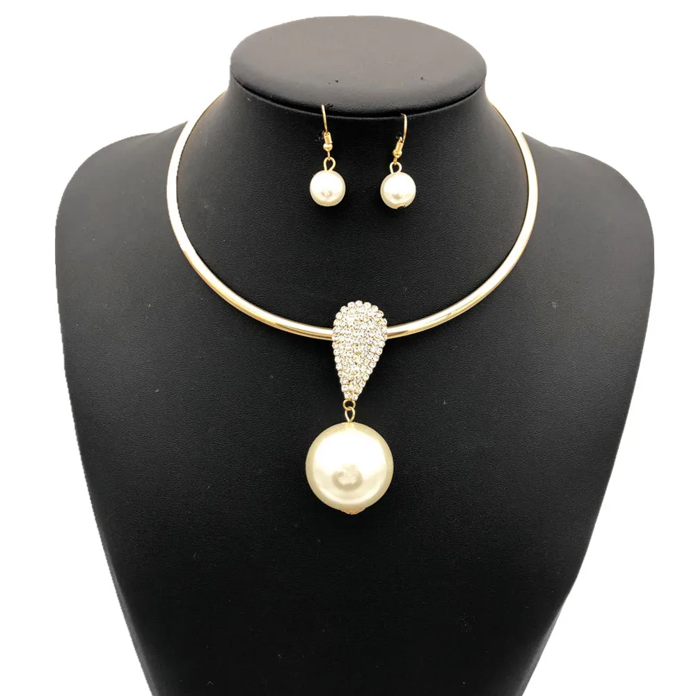 Women's Necklace Collection: Exquisite European and American Diamond-Inlaid Choker with Pearl Pendants